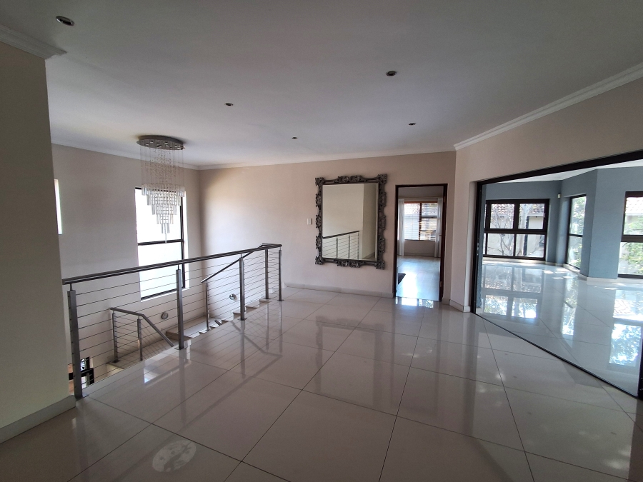 4 Bedroom Property for Sale in Ifafi North West